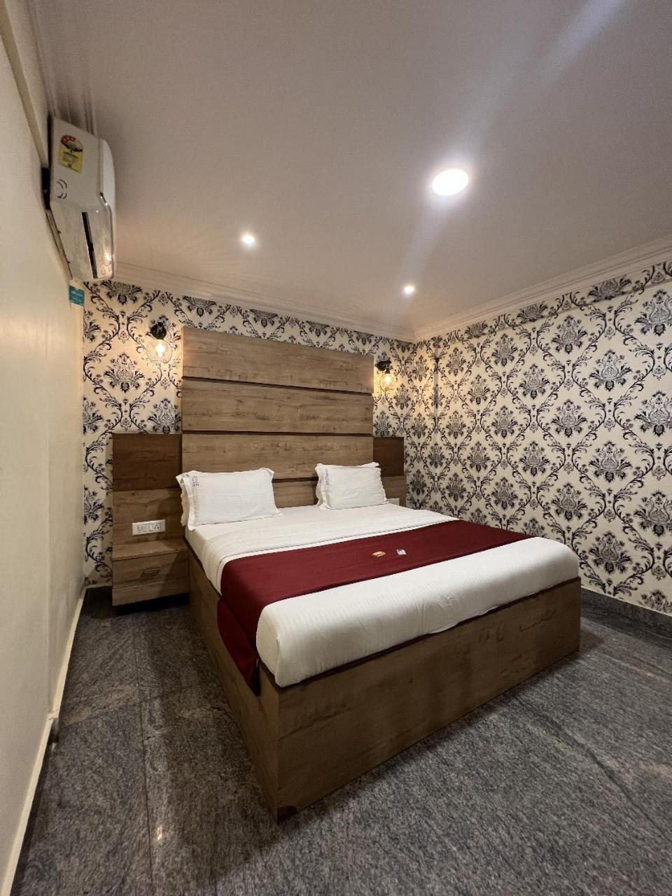 Dreamz Lodge Bangalore Dış mekan fotoğraf